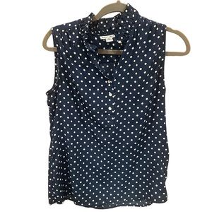 Sleeveless blouse size XS